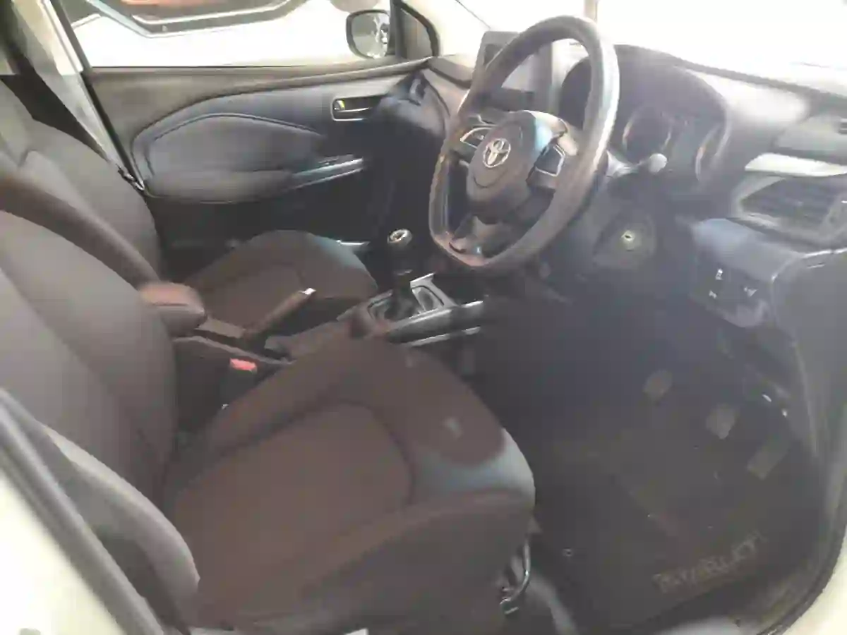 2023 Toyota 2023 TOYOTA STARLET 1.5 XS photo 10