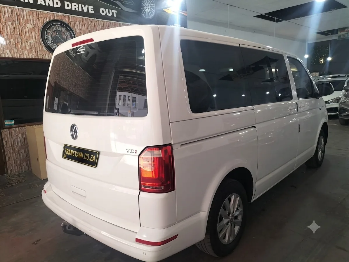 2016 Volkswagen 2016 Volkswagen Transporter 2.0 TDI DSG photo 4